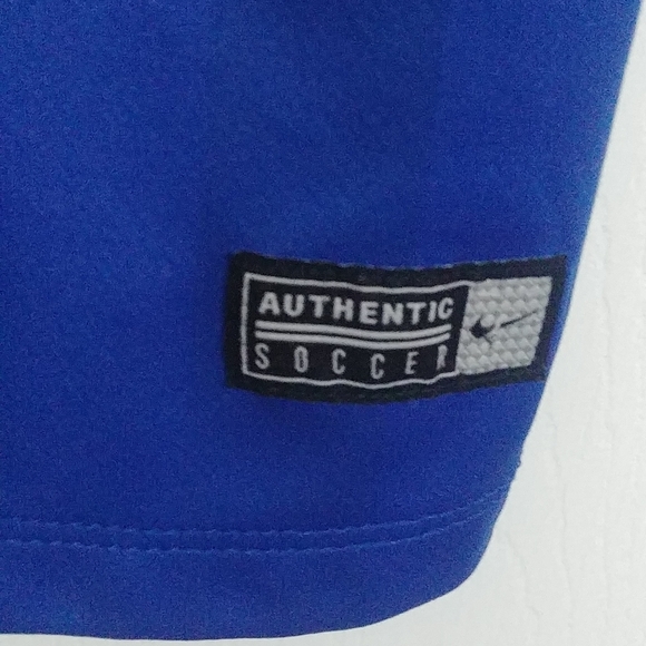 Nike Dry Fit Men's Soccer Short Sleeve - Picture 3 of 8